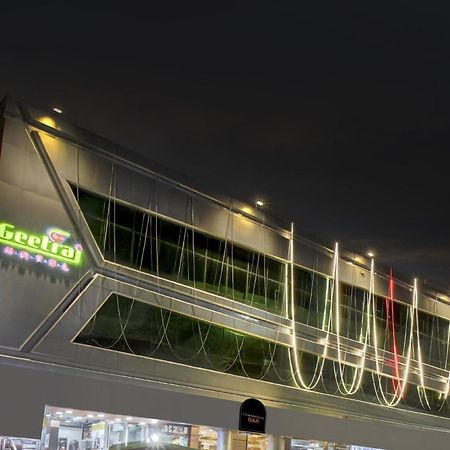 FabHotel Geetraj Lucknow Exterior foto