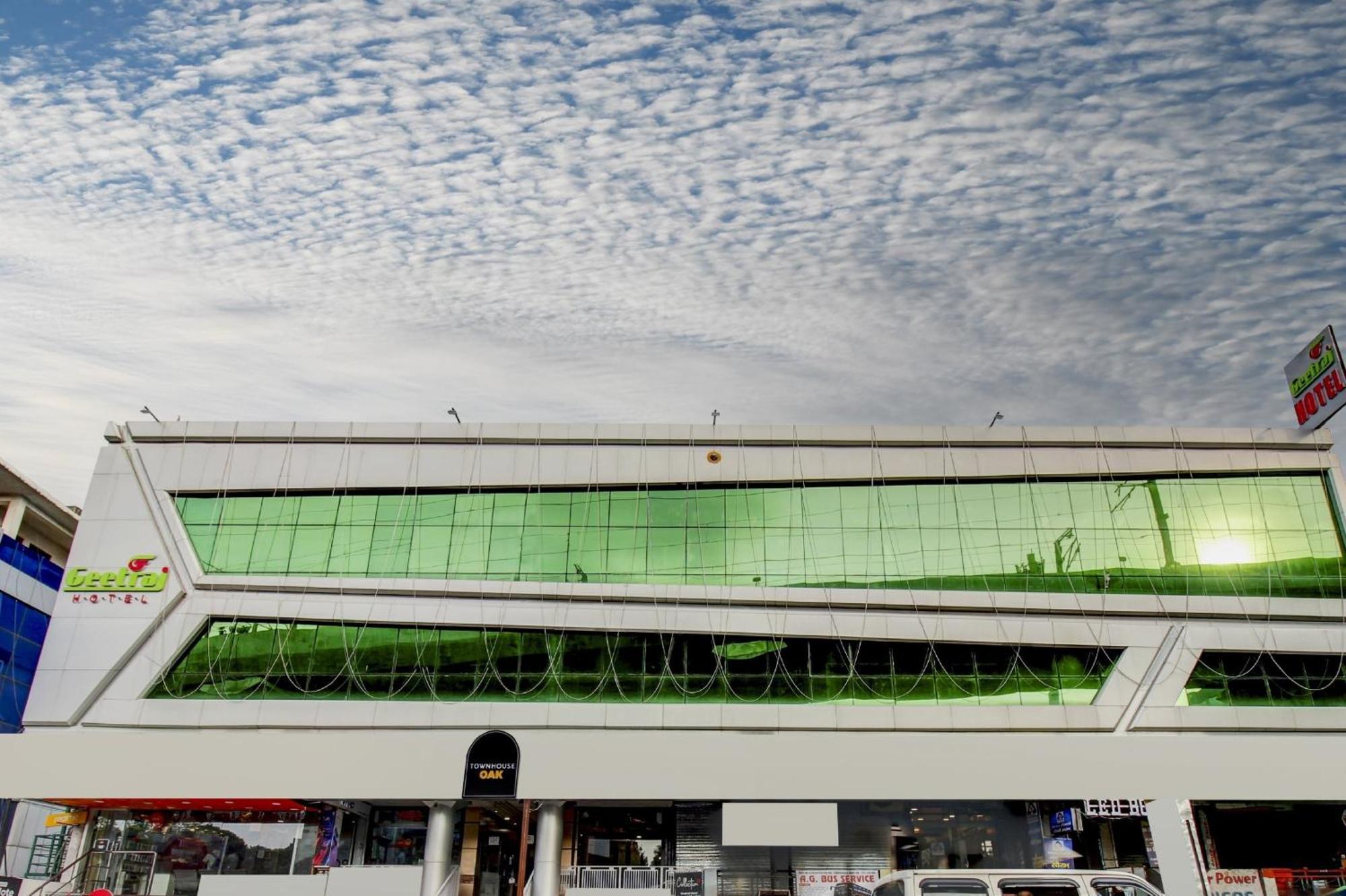 FabHotel Geetraj Lucknow Exterior foto