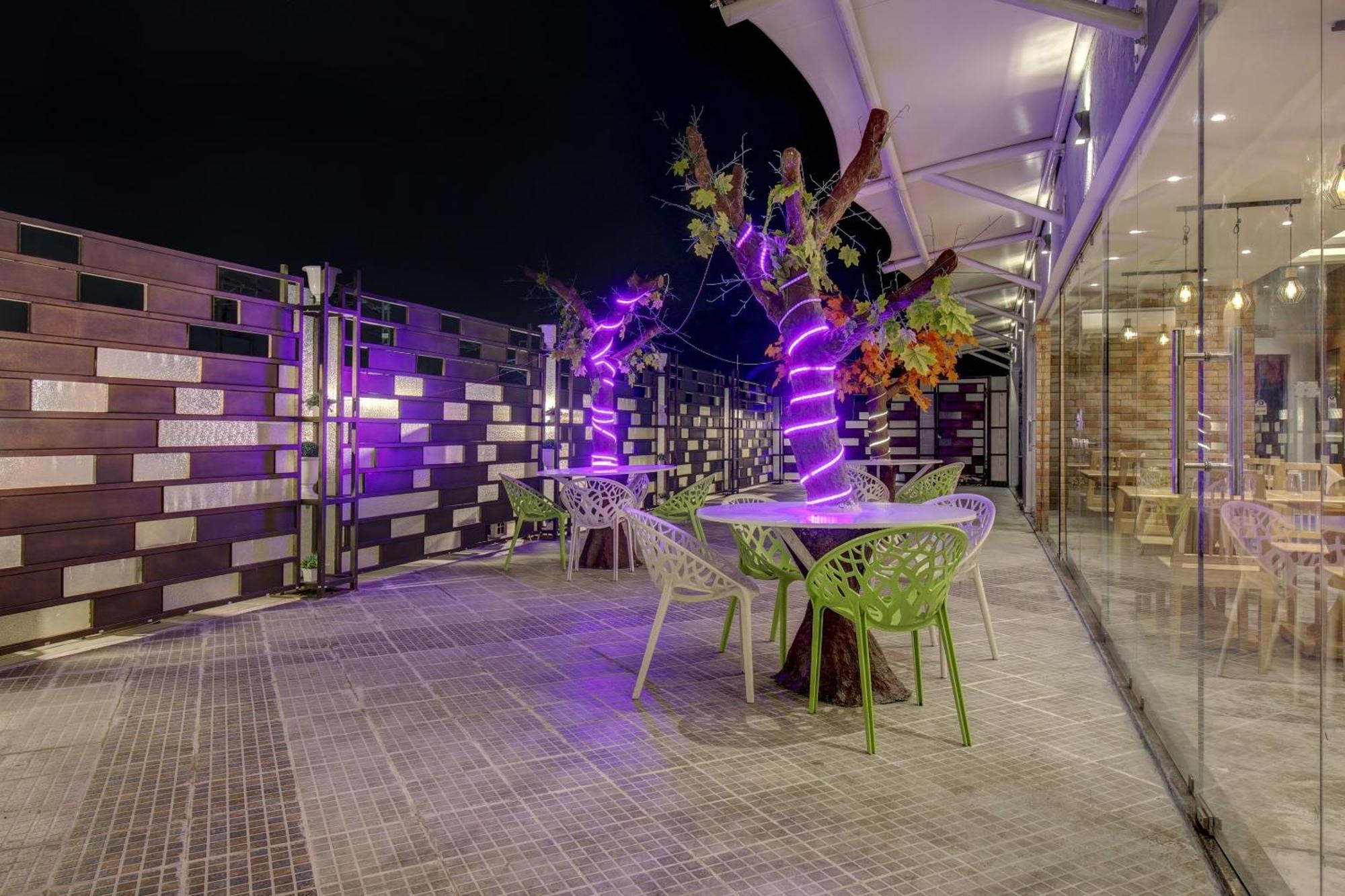 FabHotel Geetraj Lucknow Exterior foto